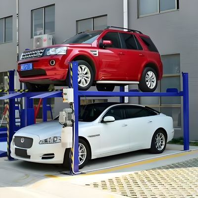 qualidade  Electric Four Post Vehicle Lift 24 Inches Platform Width For Smooth Easy Vehicle Maintenance fábrica
